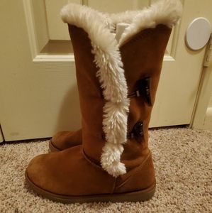 Fur lined boots size7